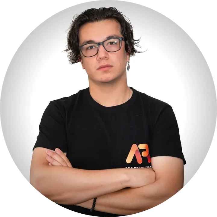 Nicolás Romero, Diseño Gráfico en AR Marketing Digital
